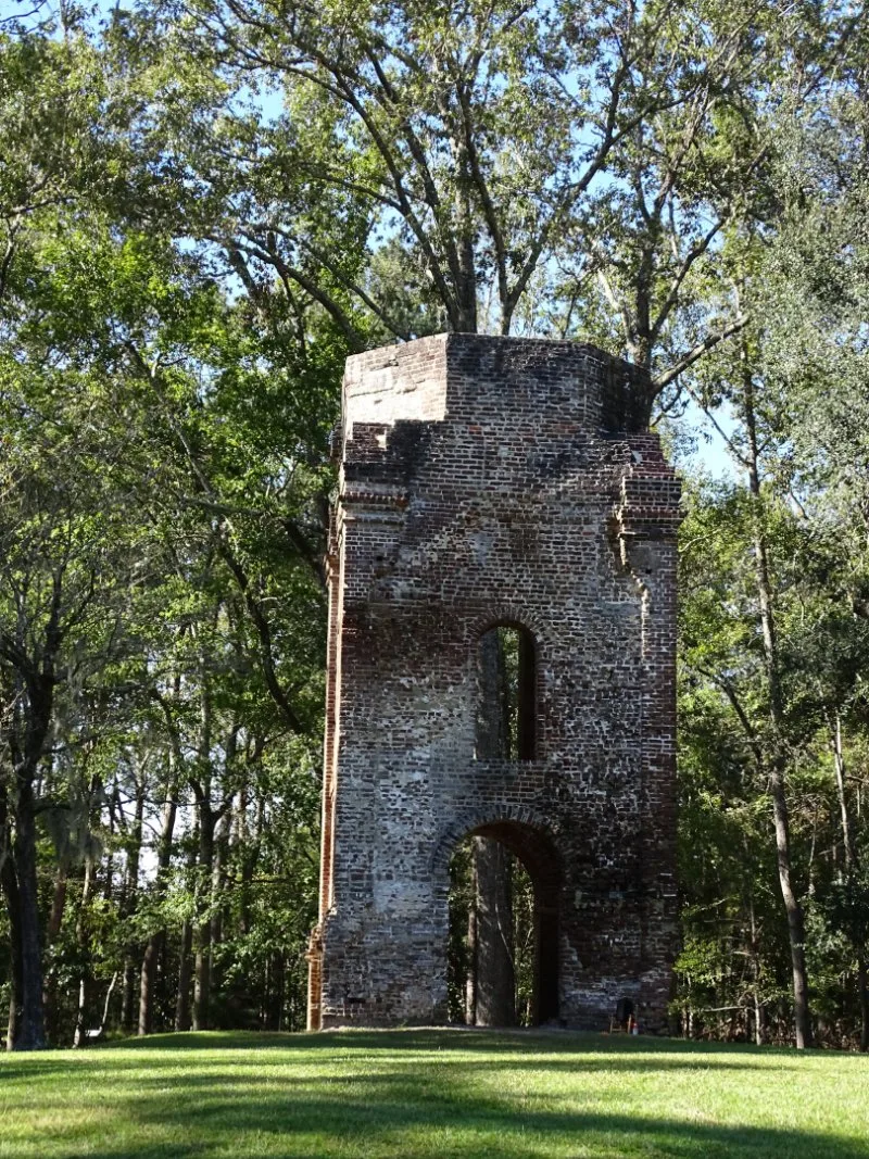 纪念碑在殖民多尔切斯特国家历史遗址